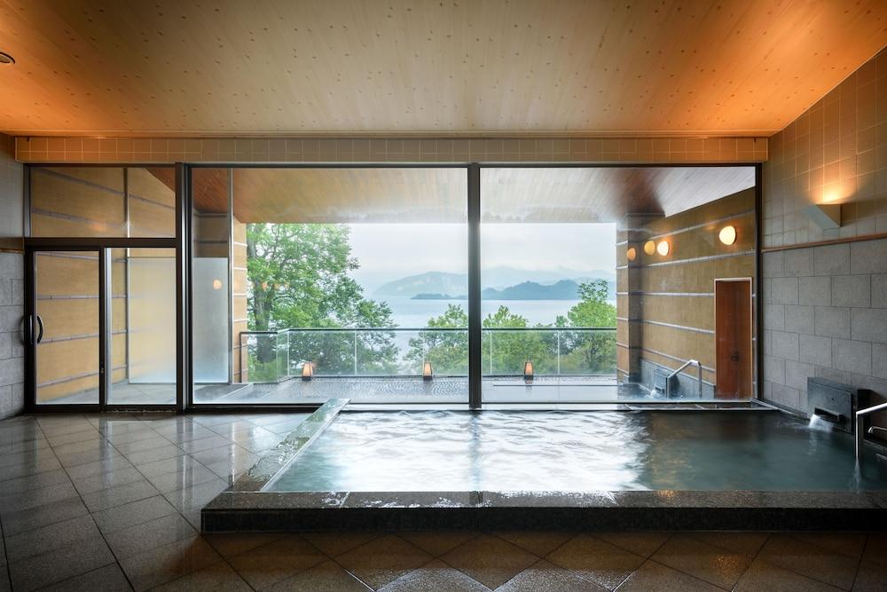 Towada Hotel Kosaka Buitenkant foto
